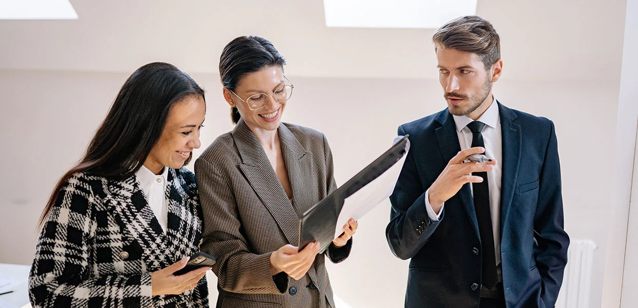 Group talking services-4